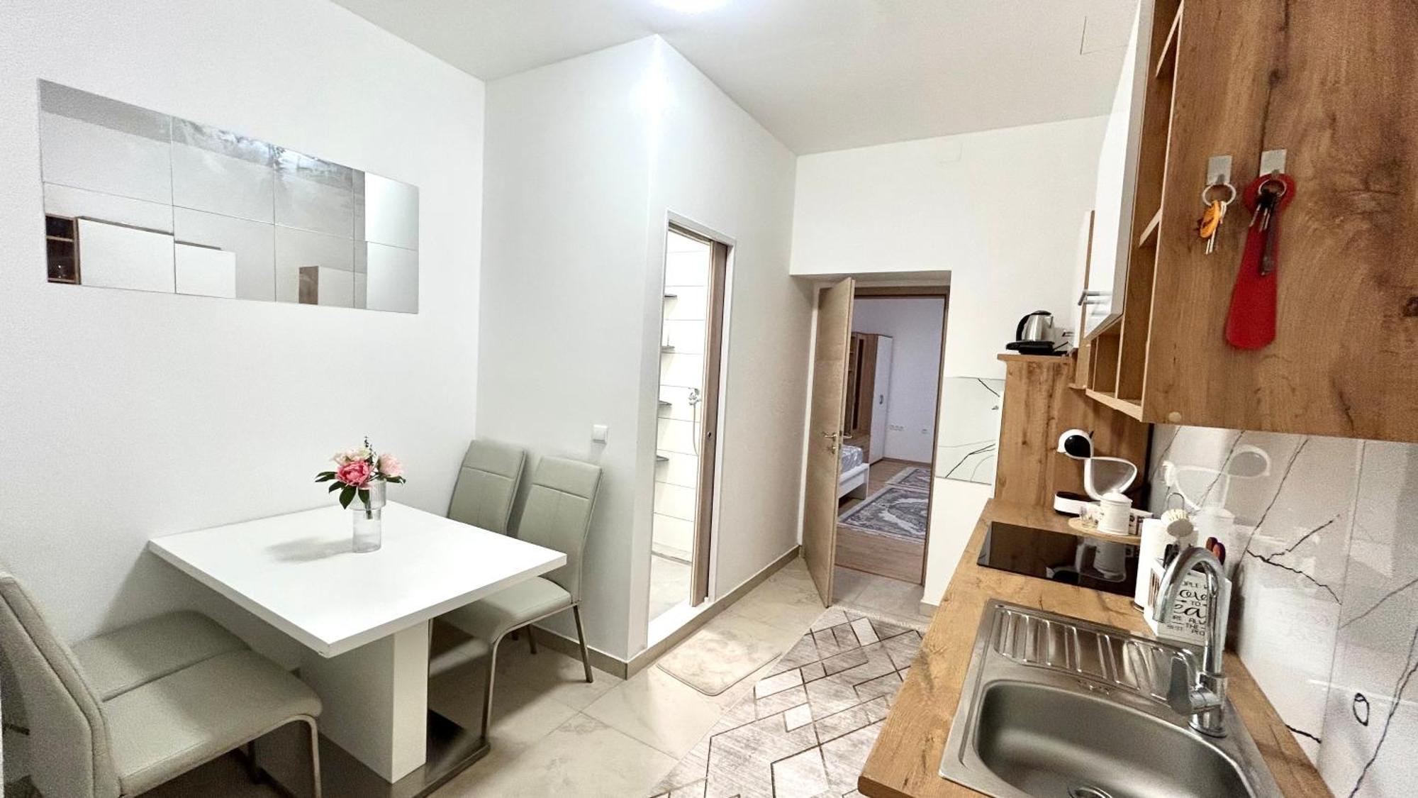 Grajski Kamen Apartment Марибор Экстерьер фото