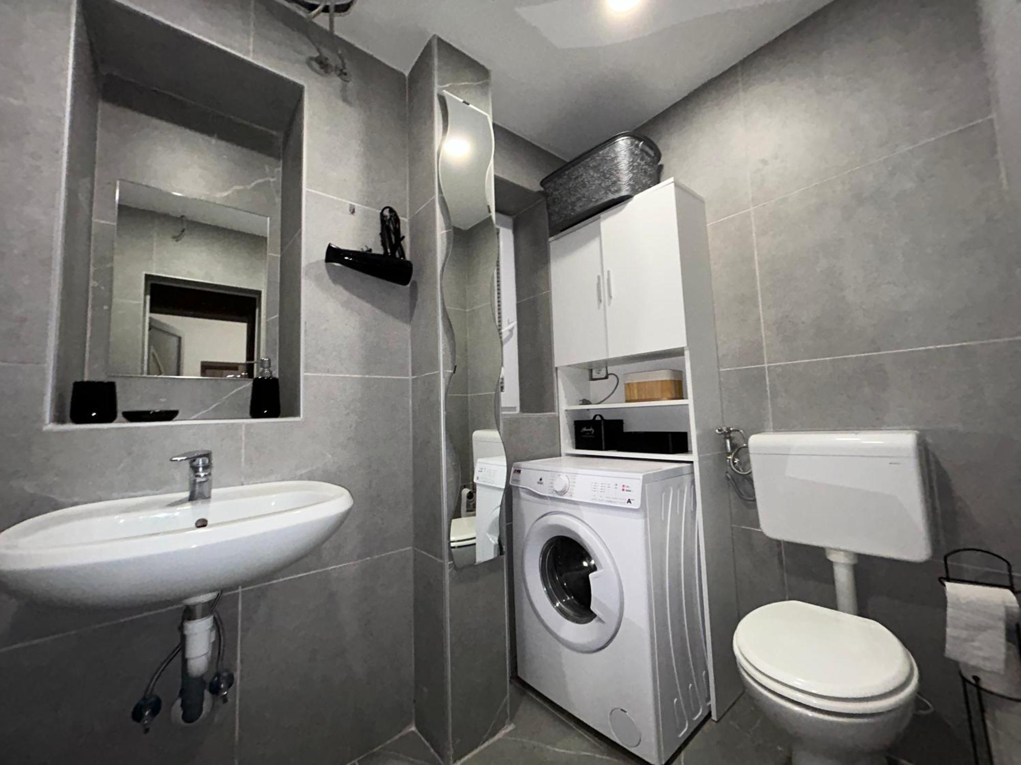 Grajski Kamen Apartment Марибор Экстерьер фото